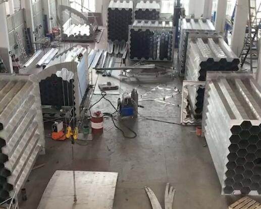 2205濕電香蕉视频APP黄色陽極管的性能分析